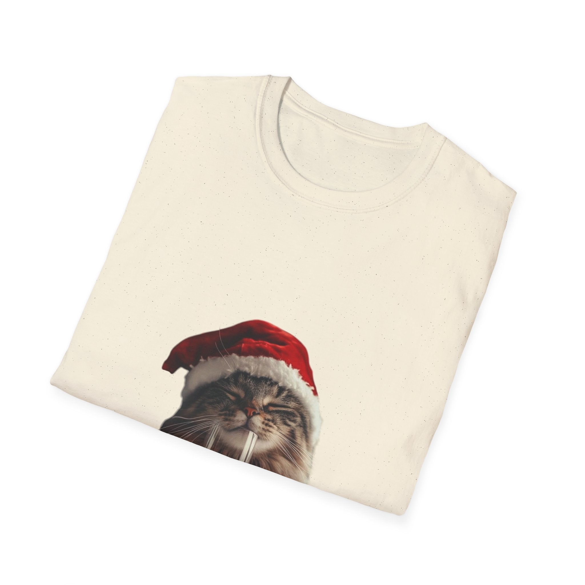 Christmas Cat T-Shirt – Cute Tabby Wearing Santa Hat Holiday Tee